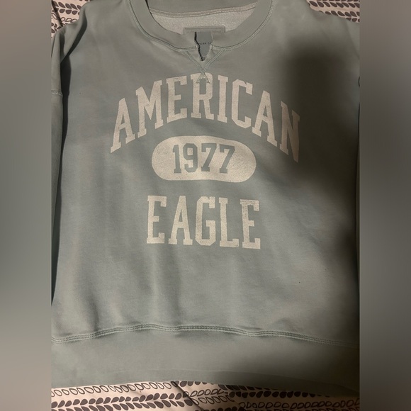 American Eagle Crewneck - Picture 2 of 3